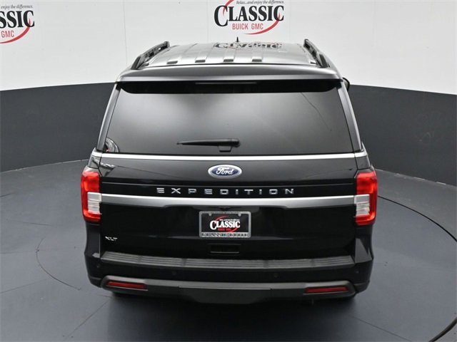 Used 2023 Ford Expedition XLT image 24
