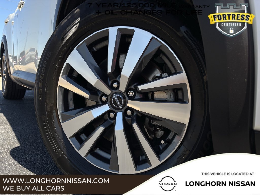 Used 2024 Nissan Pathfinder SL FWD image 9
