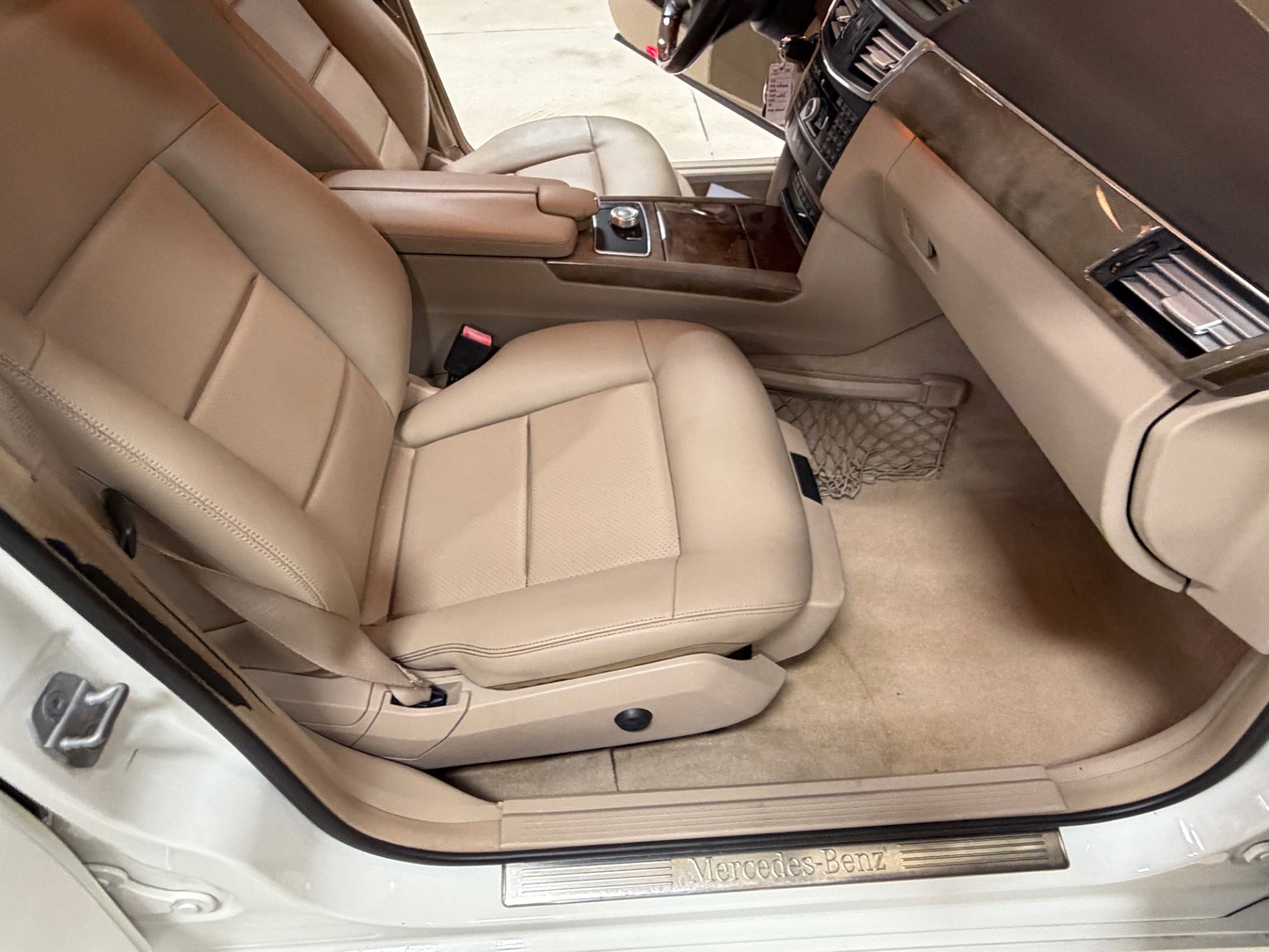 Used 2011 Mercedes-Benz E 350 4MATIC Wagon image 24