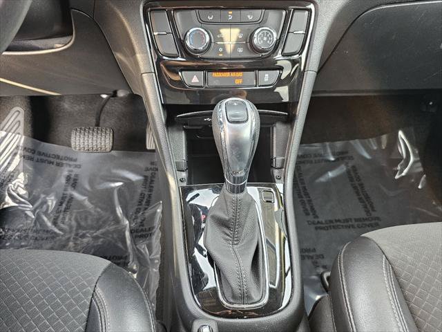 Used 2022 Buick Encore Preferred w/ Safety Package FWD image 11