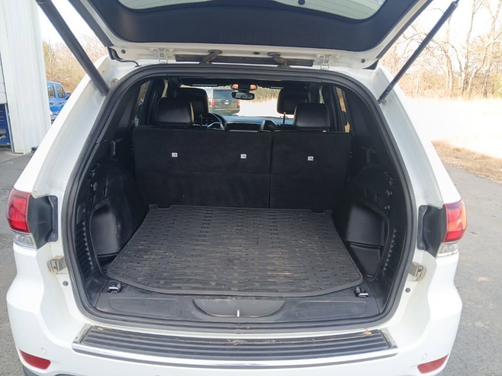 Used 2021 Jeep Grand Cherokee Limited w/ Premium Lighting Group image 39