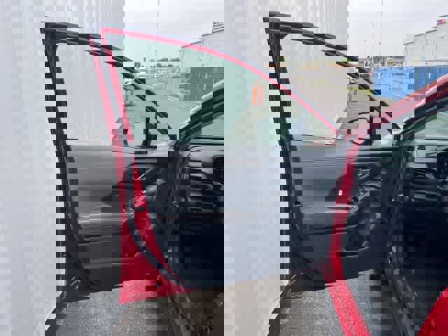 Used 2025 Subaru Crosstrek 2.5i Limited w/ Crosstrek Mirror Package image 13