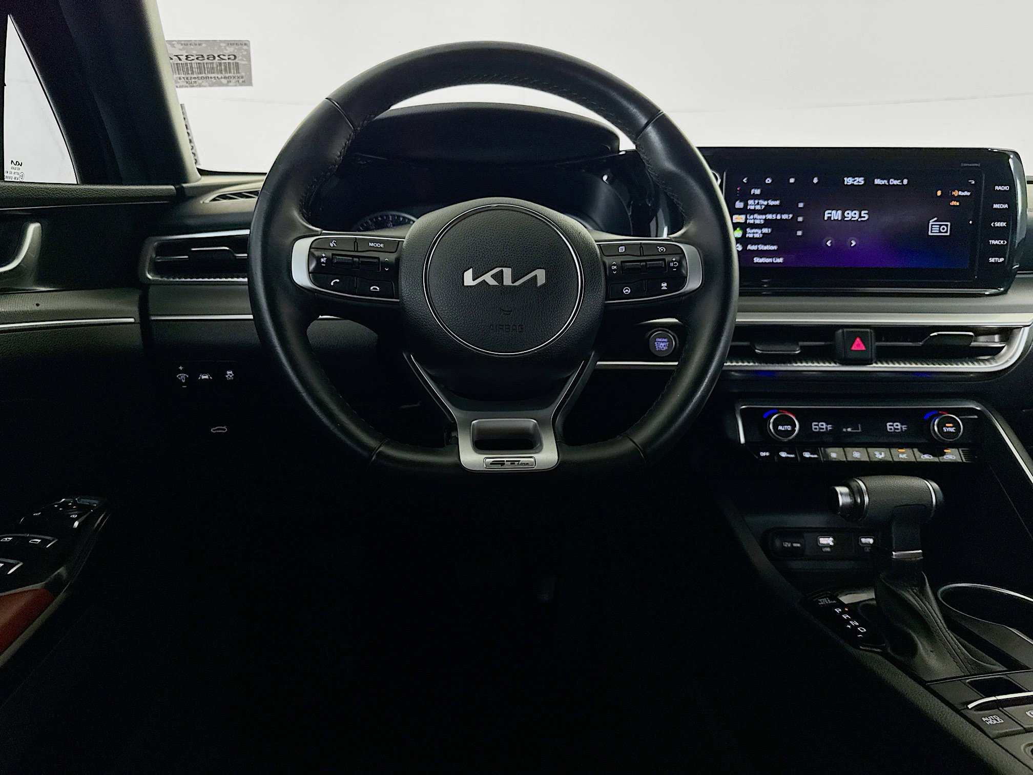 Used 2024 Kia K5 GT-Line image 16