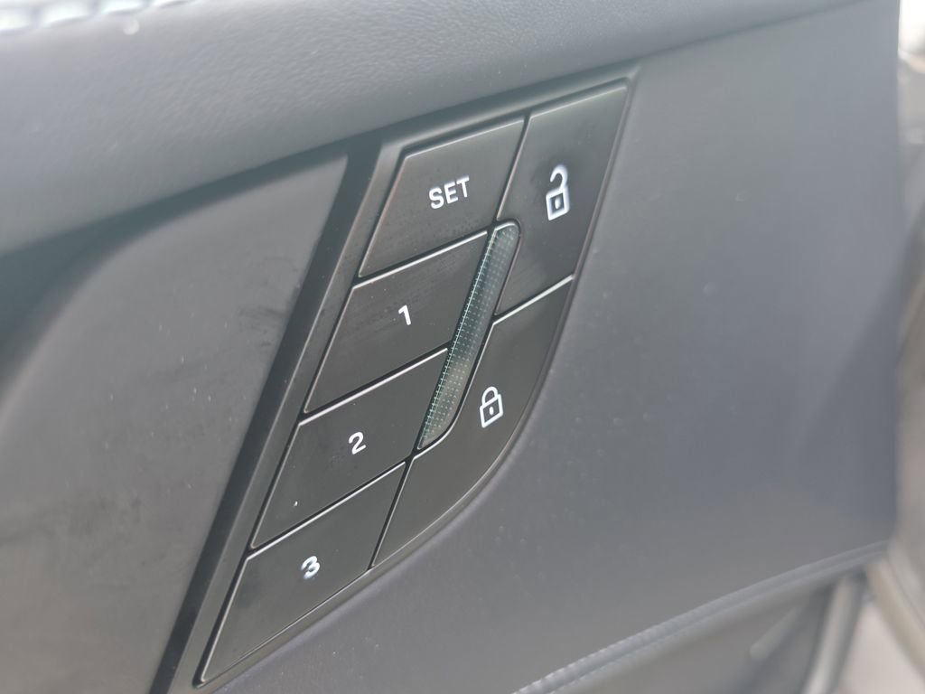 Certified 2025 Porsche 911 Carrera 4 GTS AWD/4WD image 22