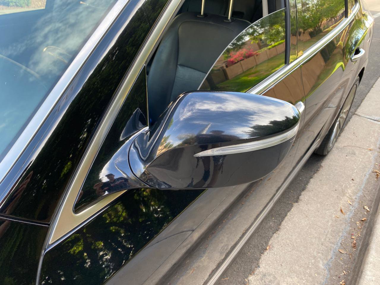 Used 2015 Hyundai Equus Signature image 18