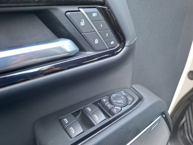 Used 2026 GMC Sierra 2500 AT4X AWD/4WD image 12