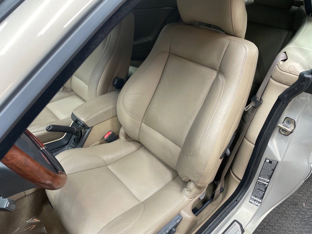 Used 2004 Volvo C70 HT image 22
