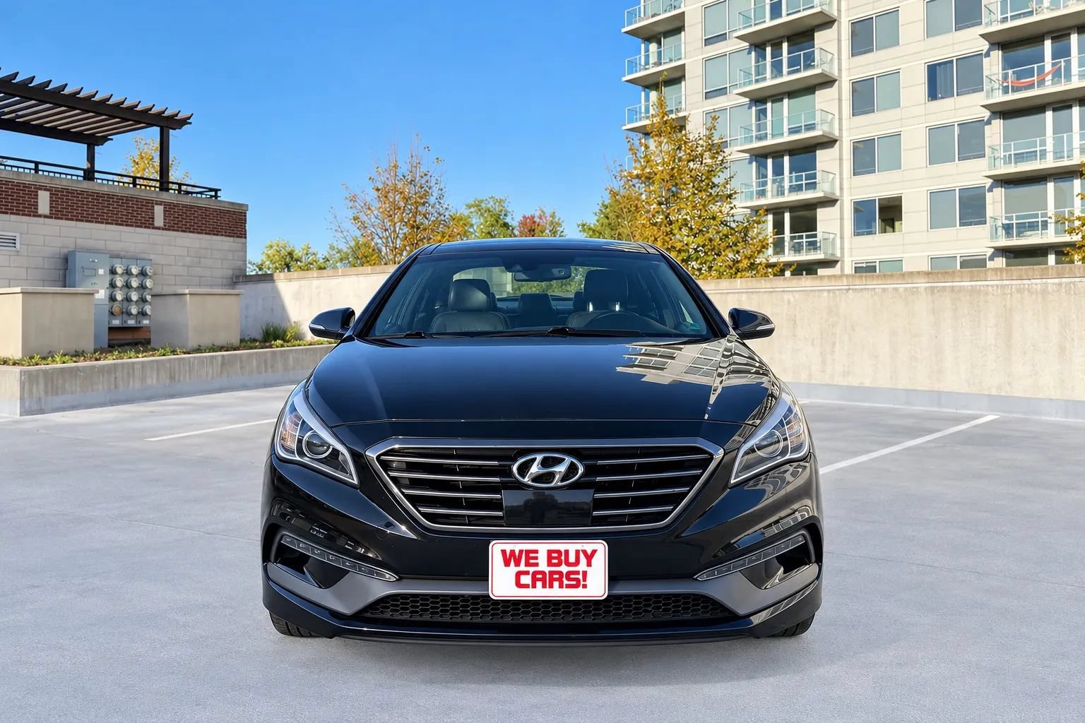 Used 2015 Hyundai Sonata Limited 2.0T FWD image 2