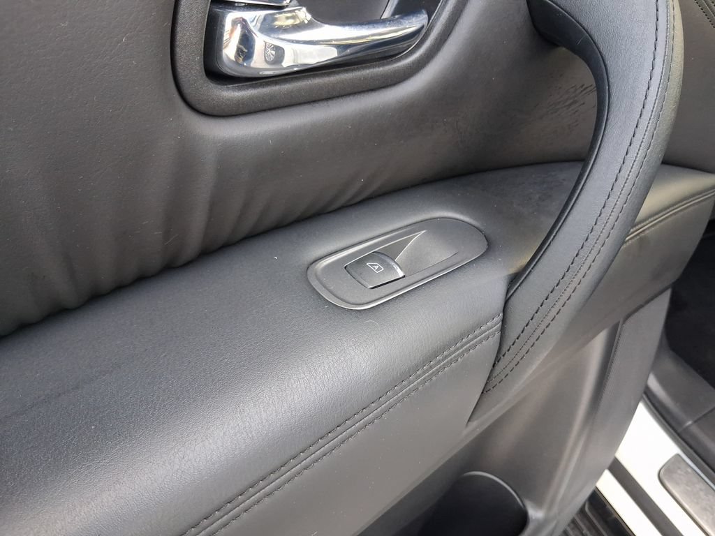 Certified 2022 Nissan Armada SL RWD image 12