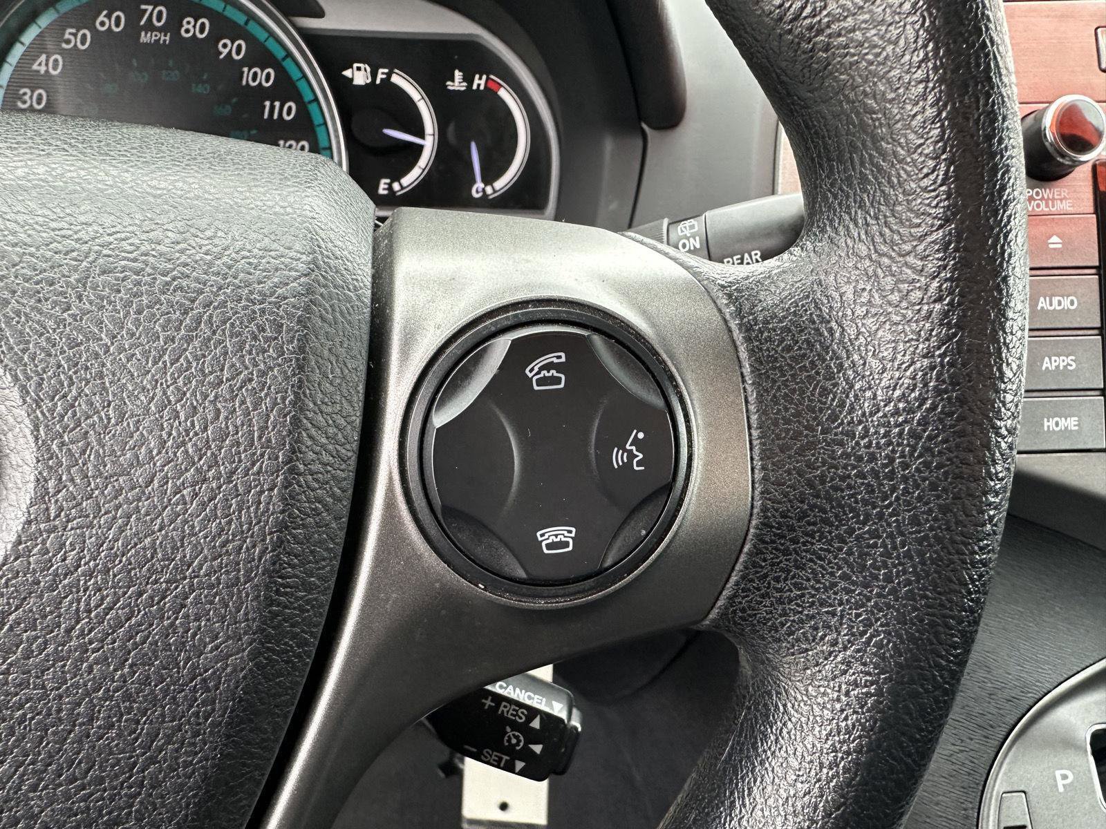 Used 2015 Toyota Venza LE image 23