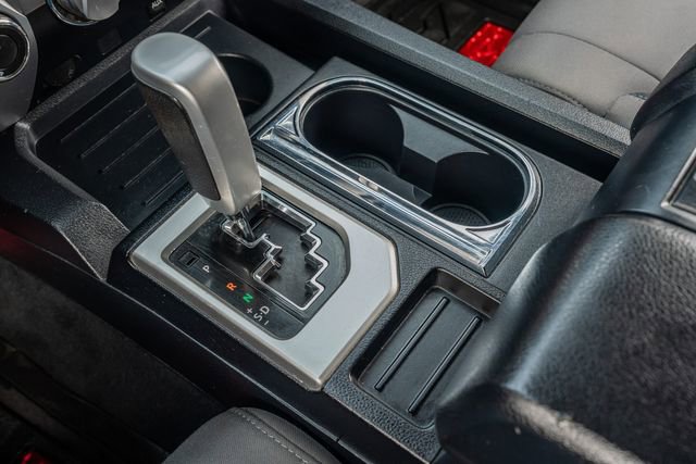 Used 2018 Toyota Tundra SR5 w/ TRD Off Road Package image 28