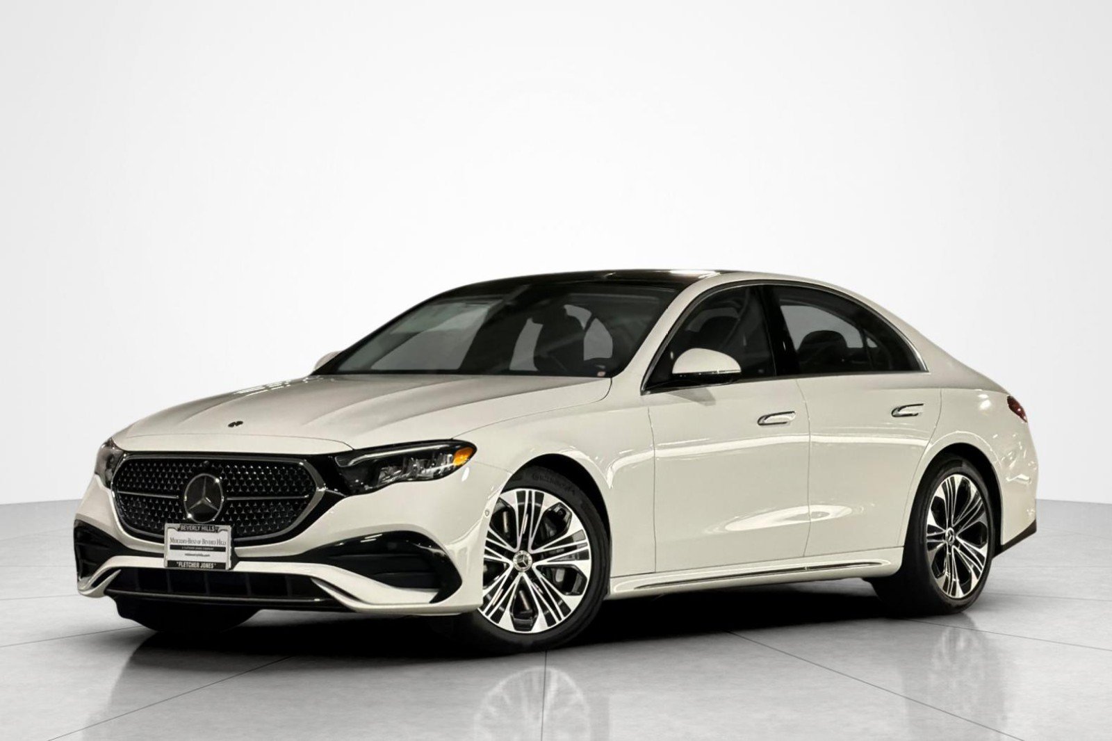 New 2027 Mercedes-Benz E 450 4MATIC Sedan image 1