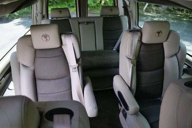 Used 2025 GMC Savana 2500 Extended w/ Driver Convenience Package RWD image 37