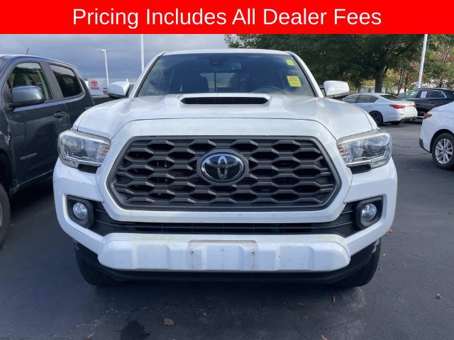 Used 2020 Toyota Tacoma TRD Sport w/ Technology Package AWD/4WD image 13