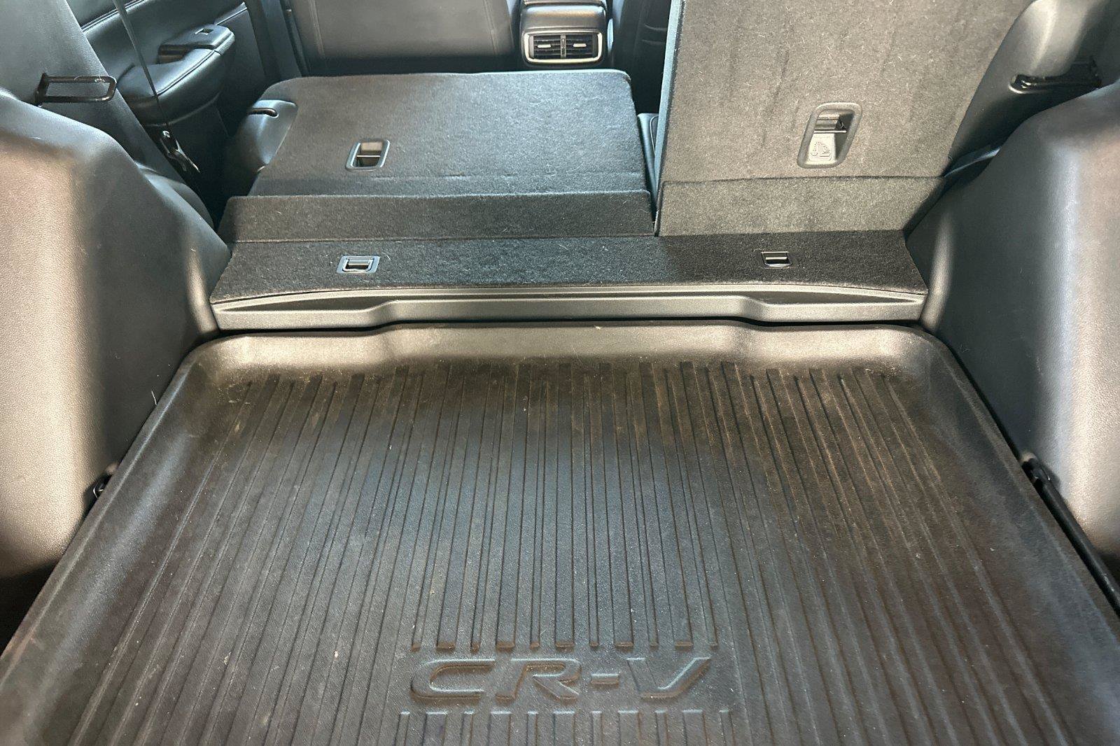 Used 2022 Honda CR-V Touring image 14