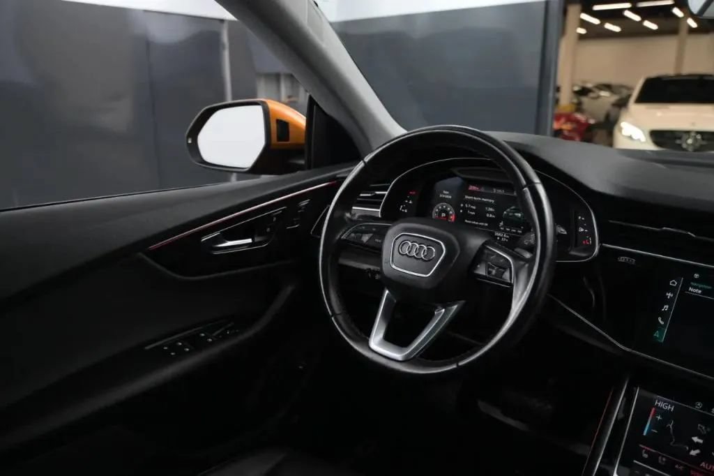 Used 2021 Audi Q8 Premium Plus AWD/4WD image 26