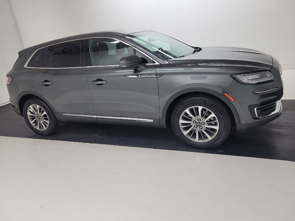 Used 2019 Lincoln Nautilus Select w/ Cargo Utility Package FWD image 11
