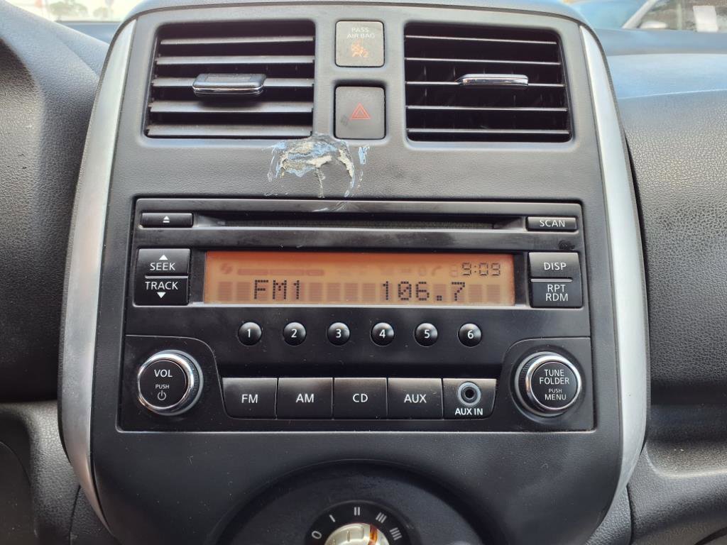 Used 2014 Nissan Versa Note SV image 19