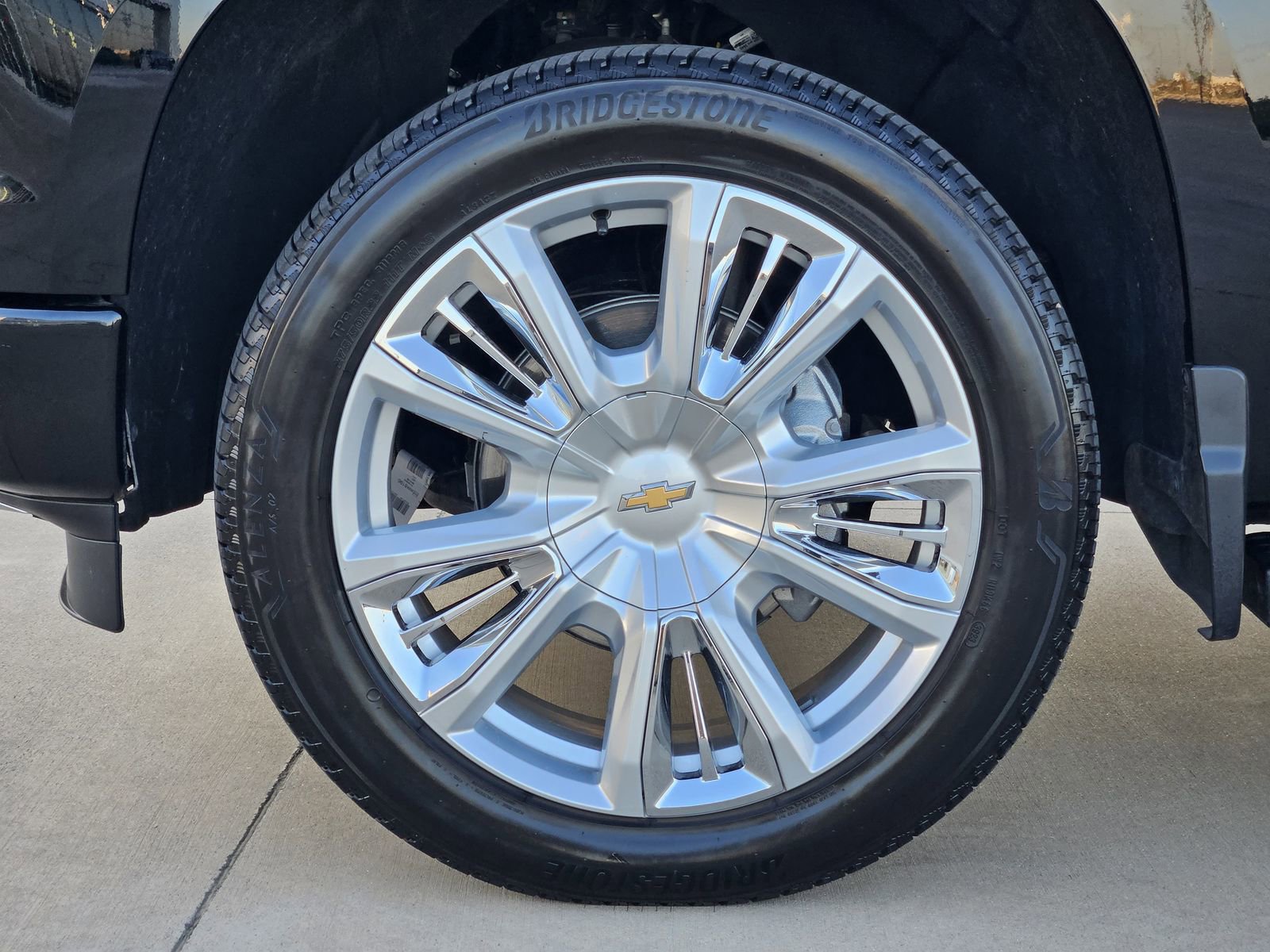 Certified 2024 Chevrolet Silverado 1500 High Country image 14