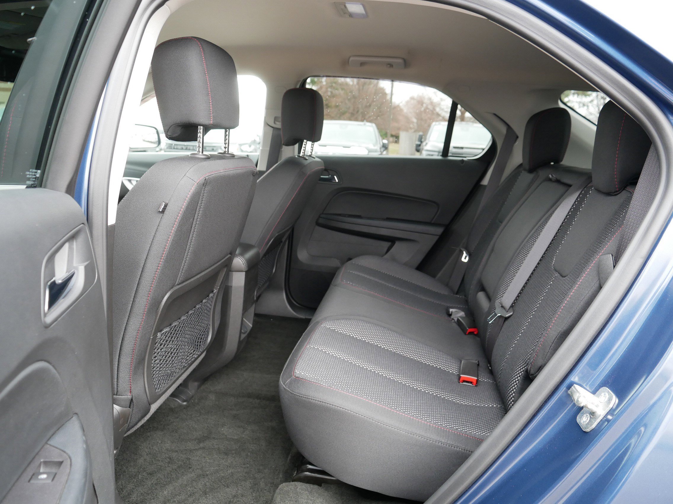 Used 2017 Chevrolet Equinox LT w/ Convenience Package image 34