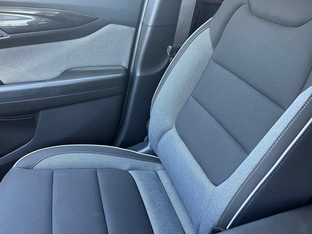 Used 2025 Chevrolet TrailBlazer LT AWD/4WD image 29