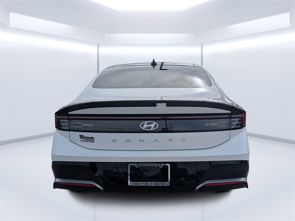 Used 2024 Hyundai Sonata SEL w/ Convenience Package image 4