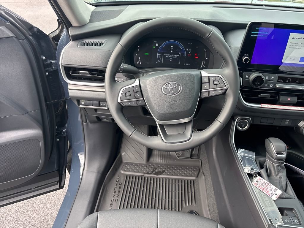 New 2026 Toyota Grand Highlander XLE image 14
