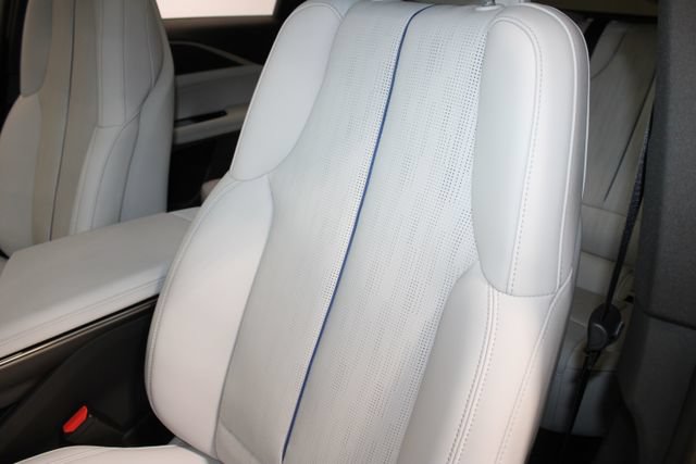 New 2026 Cadillac Lyriq Sport AWD/4WD image 7