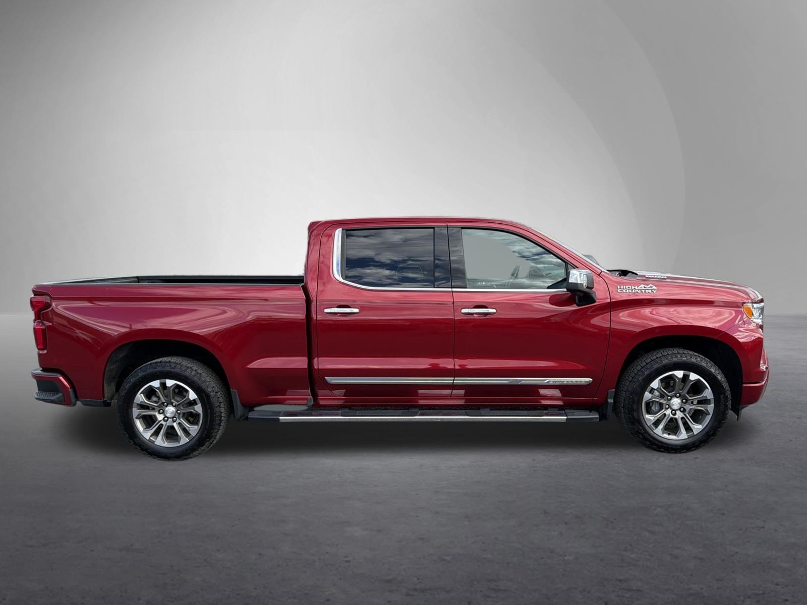 Used 2024 Chevrolet Silverado 1500 High Country AWD/4WD video 2