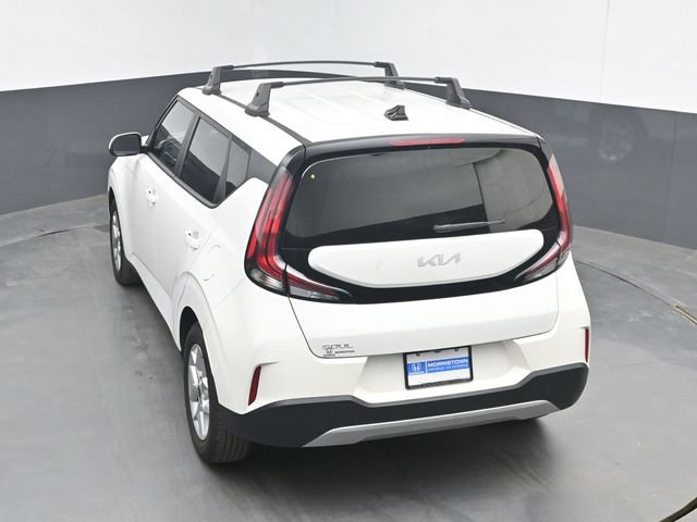 Used 2024 Kia Soul LX w/ Option Group 015 FWD image 33