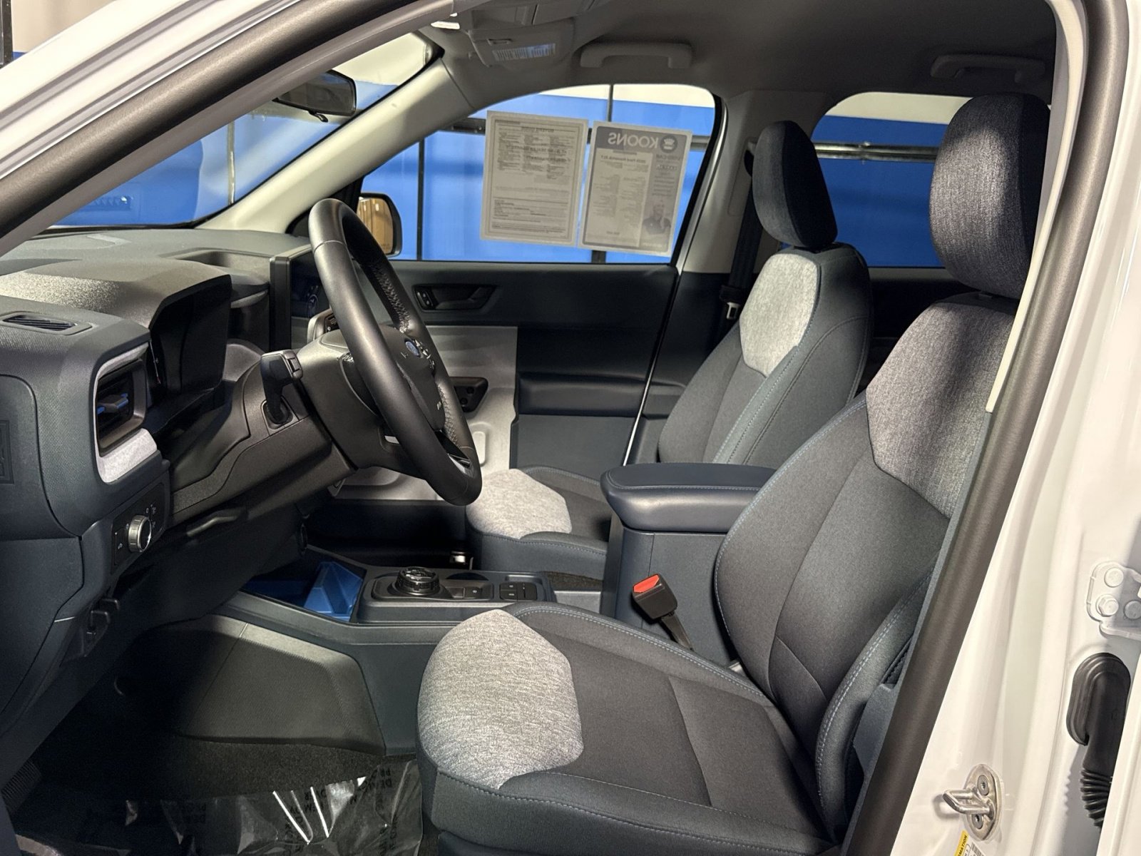 Used 2025 Ford Maverick XLT w/ XLT Luxury Package AWD/4WD image 13