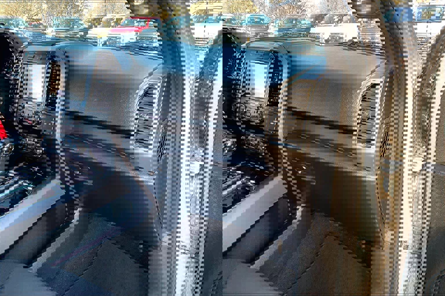 Used 2020 Ford F150 XLT w/ Equipment Group 302A Luxury image 18