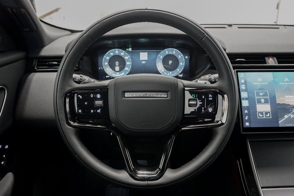 Used 2025 Land Rover Range Rover Velar Dynamic SE image 9