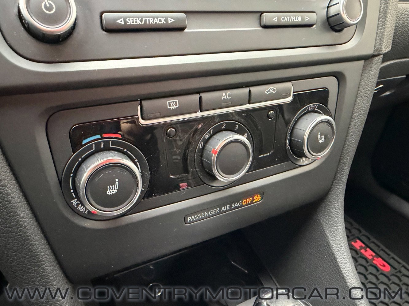 Used 2012 Volkswagen Golf 4-Door image 17