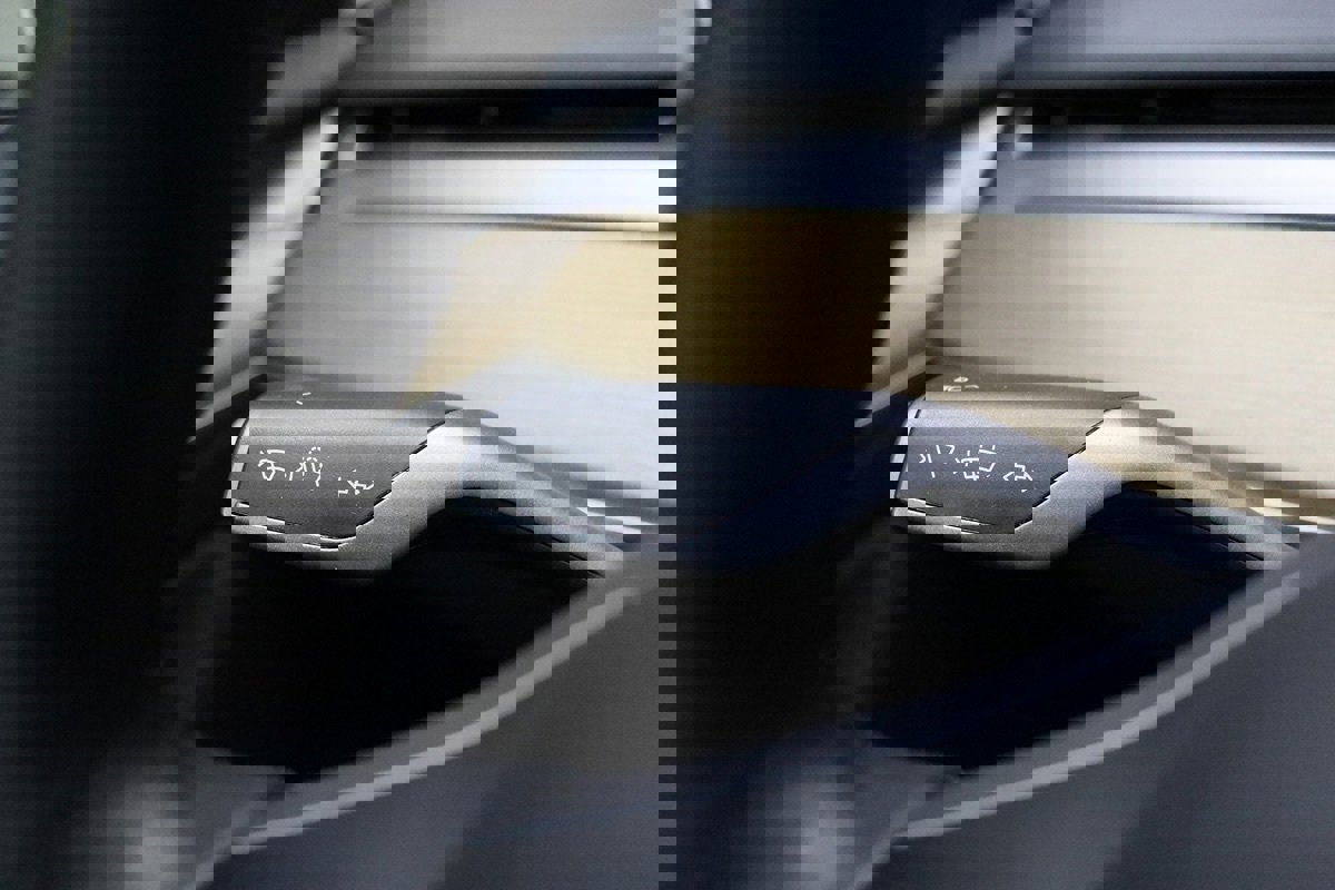 Used 2023 Tesla Model 3 Standard Range image 49