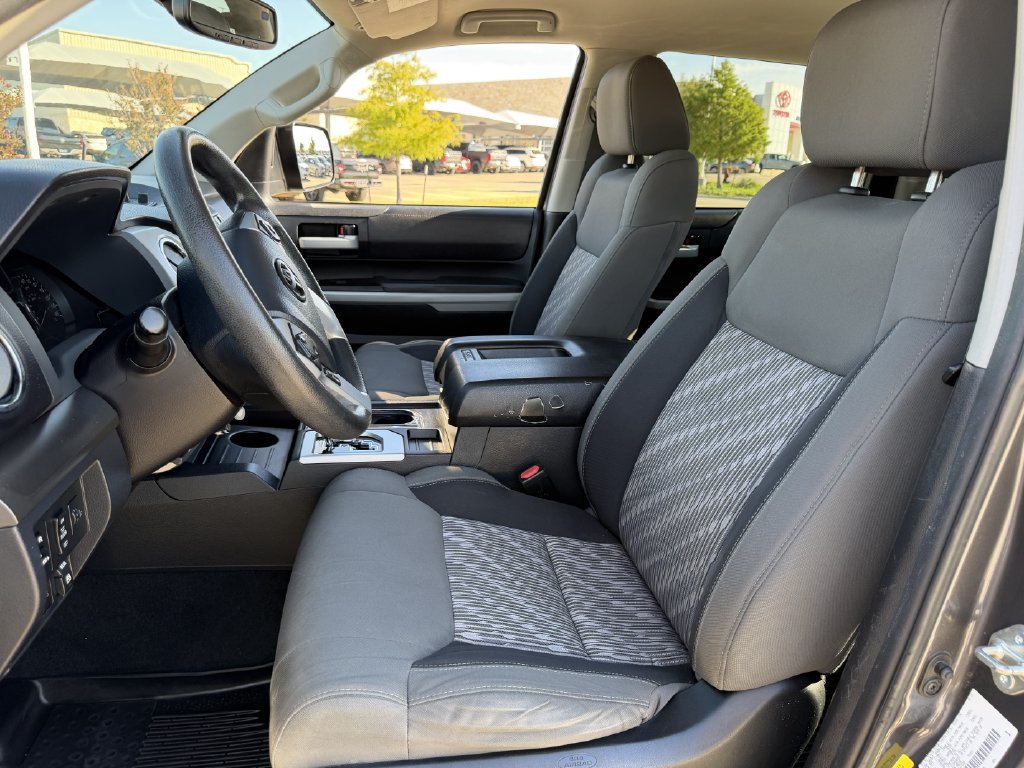 Used 2018 Toyota Tundra SR5 w/ SR5 Upgrade Package RWD image 25