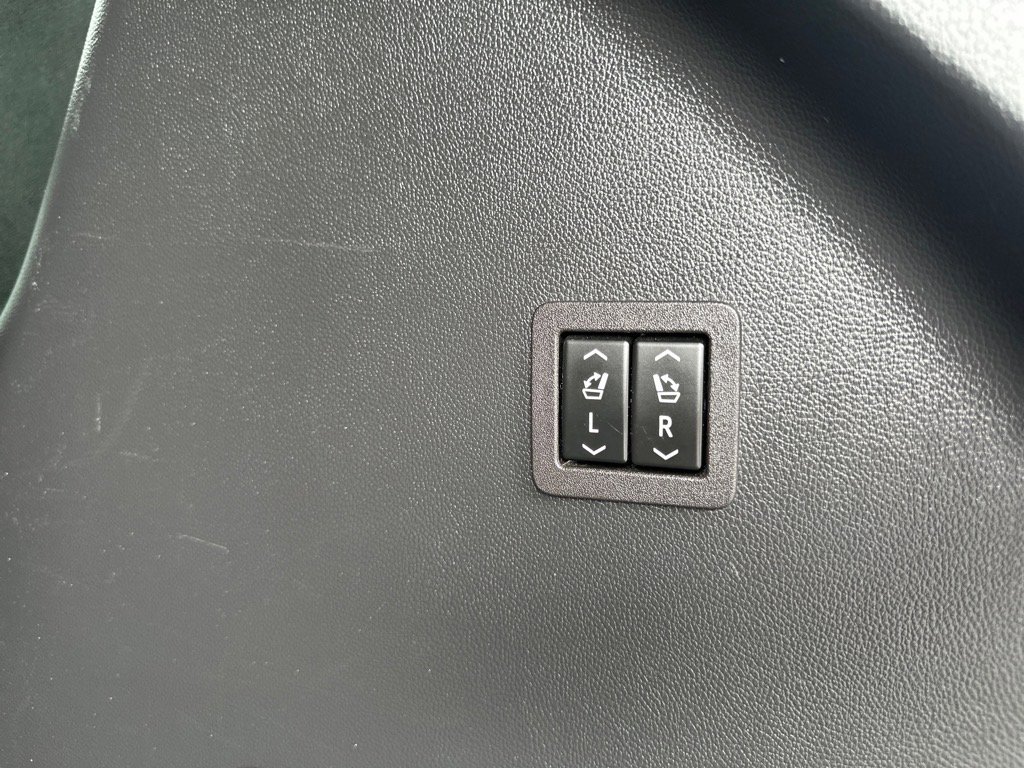 Certified 2024 Buick Enclave Premium image 5