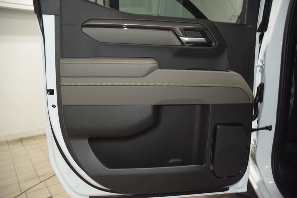 New 2026 Chevrolet Silverado 1500 ZR2 AWD/4WD image 47