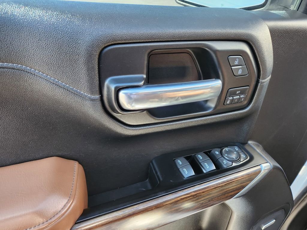 Used 2019 Chevrolet Silverado 1500 High Country AWD/4WD image 38