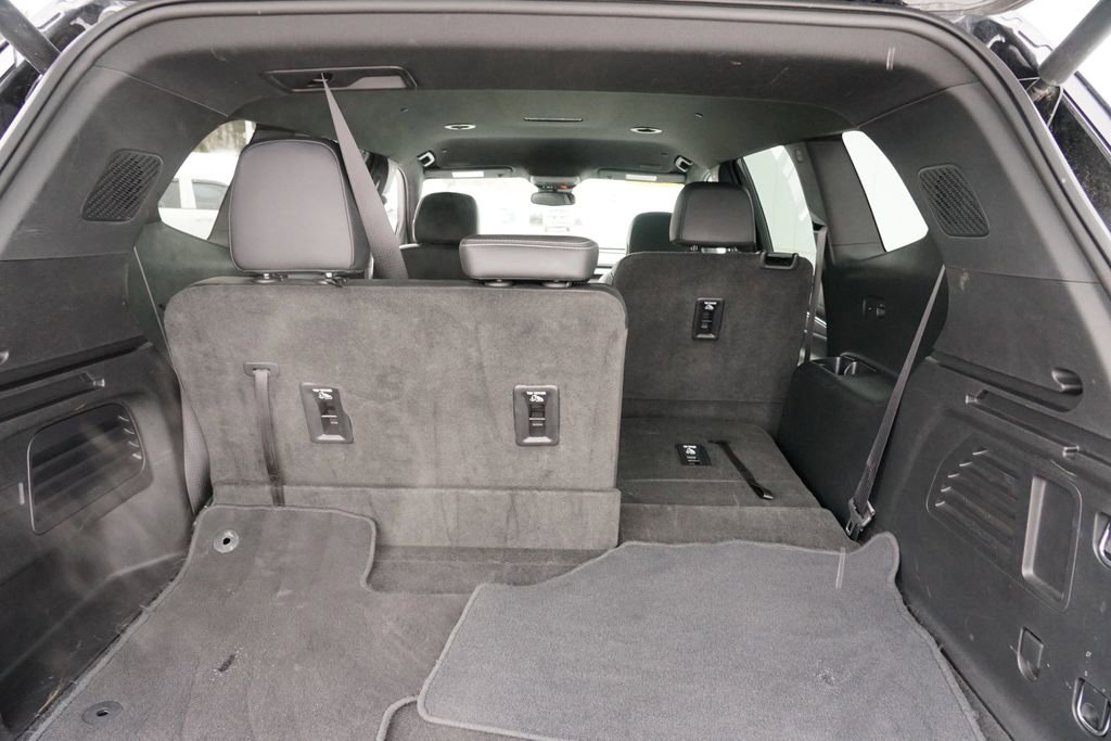Used 2025 Buick Enclave Preferred image 27