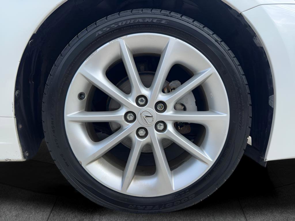 Used 2012 Lexus CT 200h Premium image 9