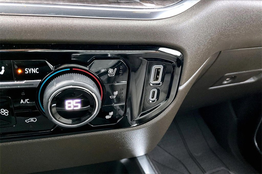 Used 2024 Chevrolet Silverado 2500 LTZ w/ LTZ Plus Package image 33