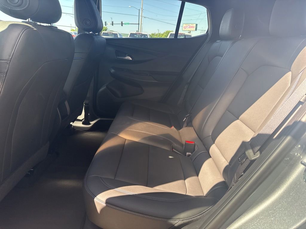 Used 2025 Buick Envista Sport Touring w/ Convenience I Package FWD image 12