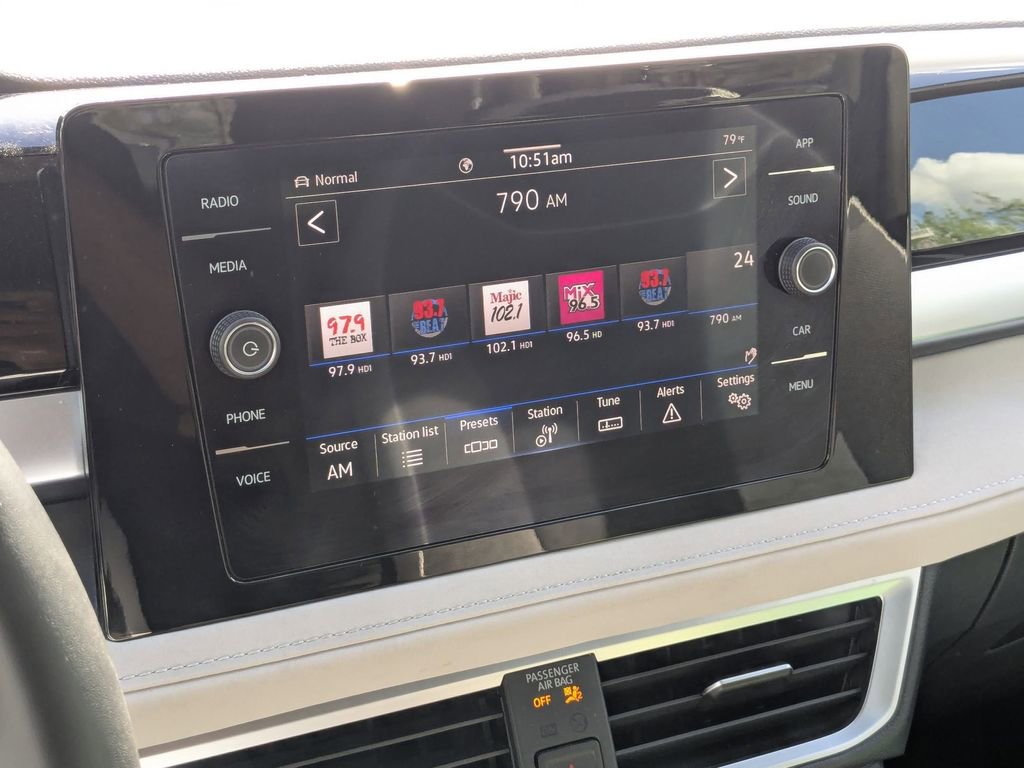 Used 2025 Volkswagen Taos SE AWD/4WD image 20