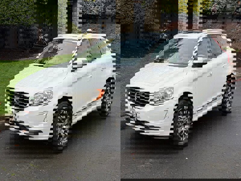 Used 2014 Volvo XC60 T6 image 1