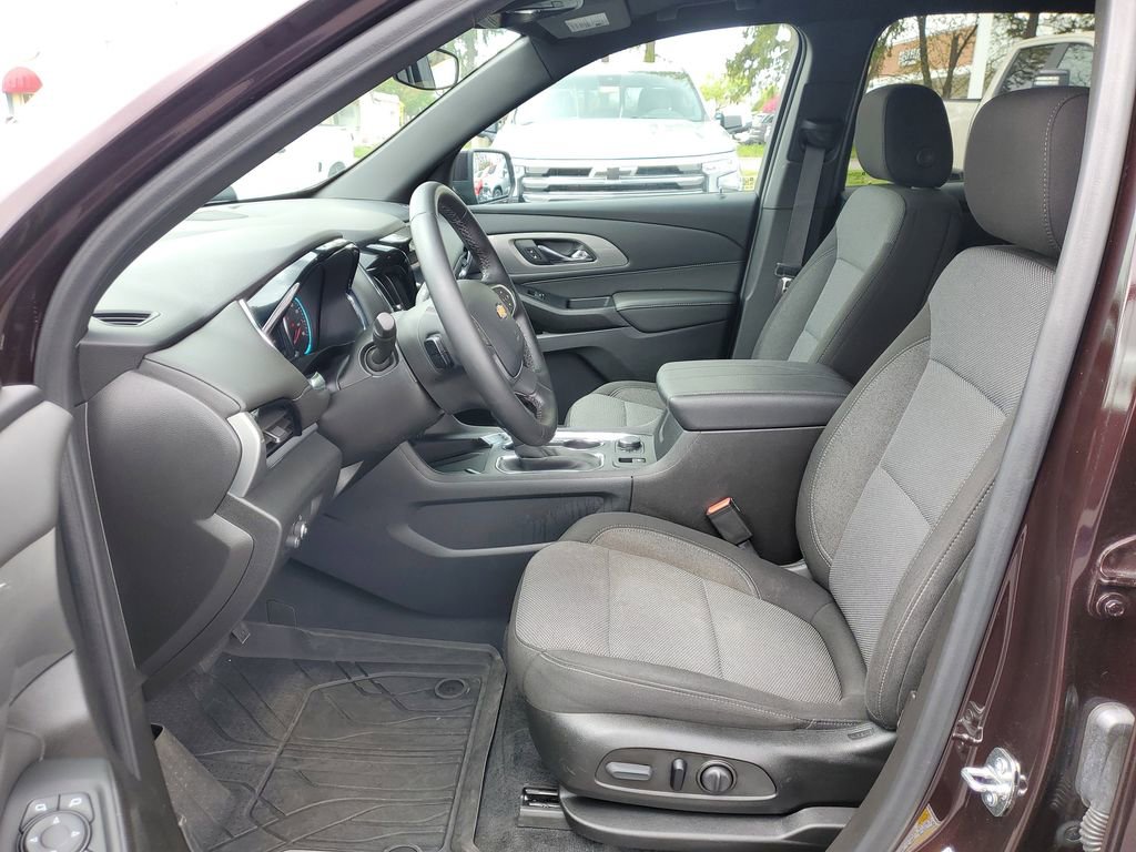 Certified 2023 Chevrolet Traverse LT FWD image 5