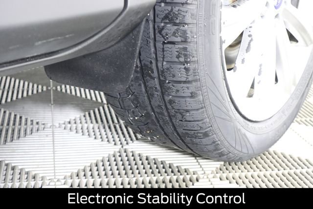 Used 2017 Ford Escape Titanium w/ Equipment Group 301A image 18