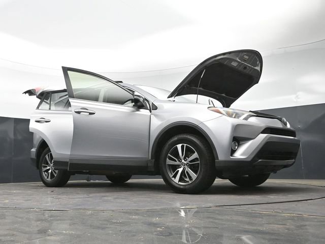 Used 2018 Toyota RAV4 XLE image 45