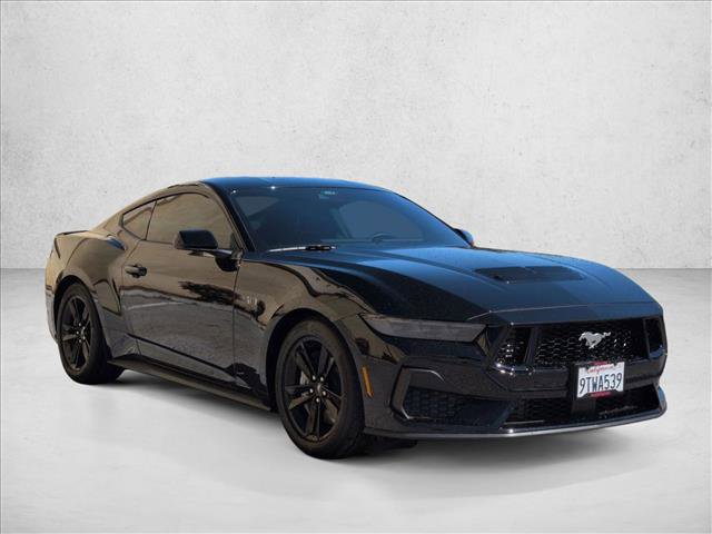 Used 2025 Ford Mustang GT image 3