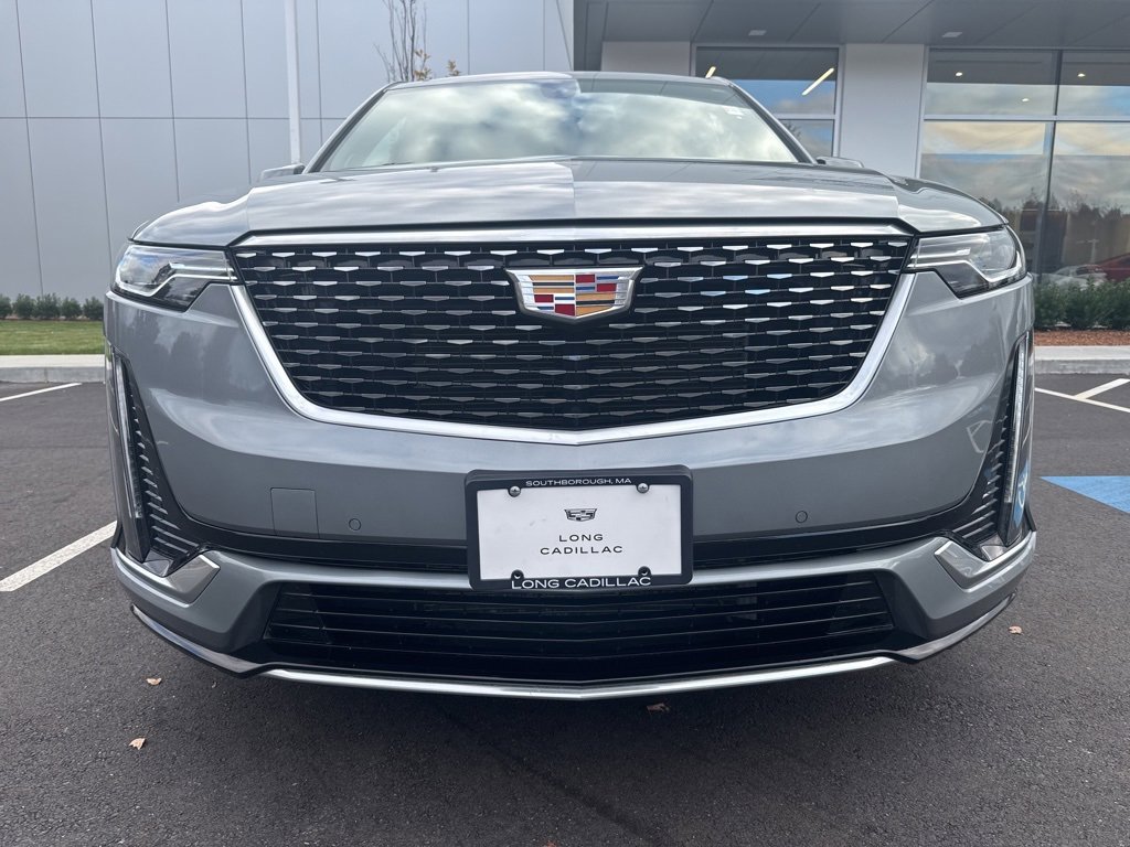 Certified 2025 Cadillac XT6 Premium Luxury image 8